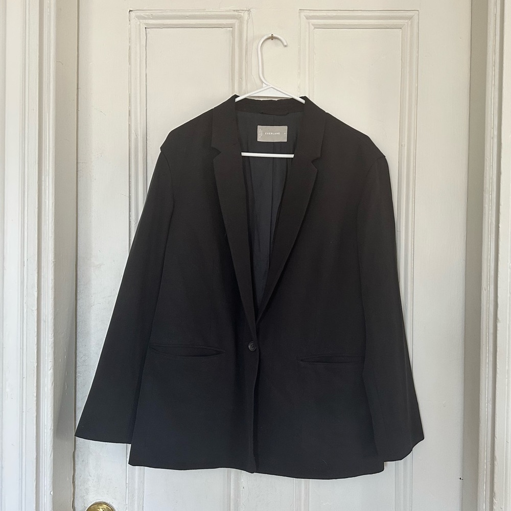 Black Everlane Blazer 📌✂️📥📓📝